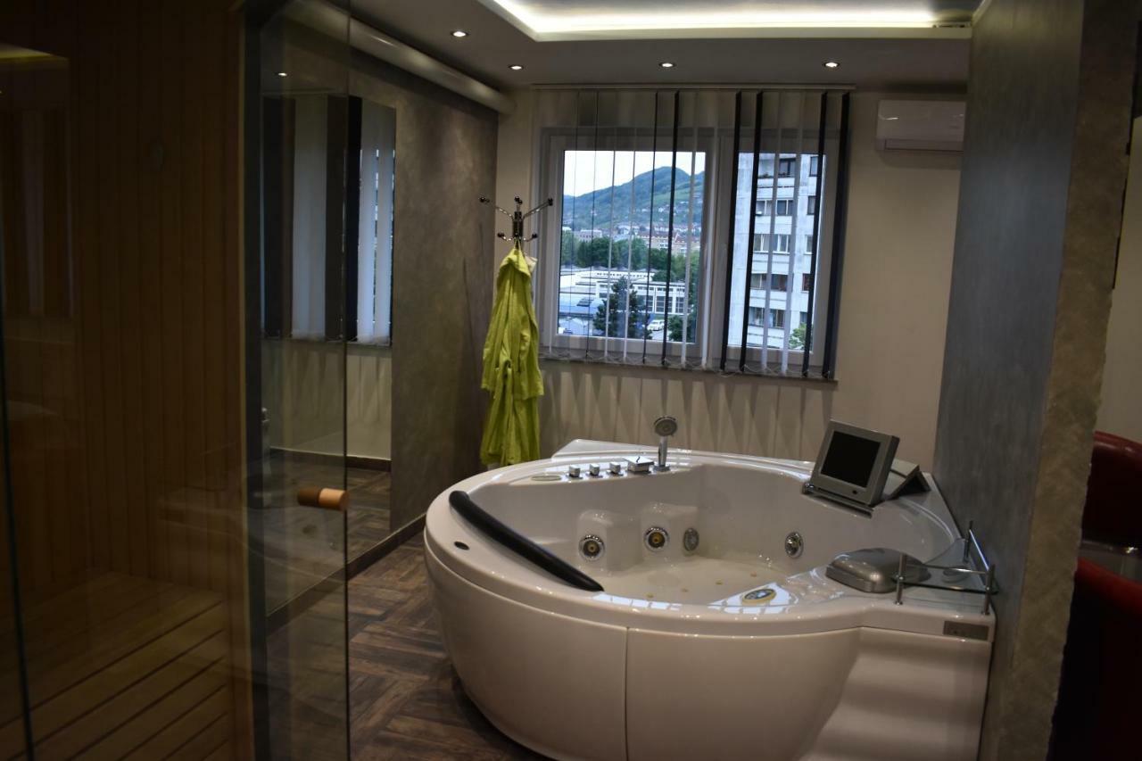 De Lux Apartment Maki 巴尼西卢卡 外观 照片